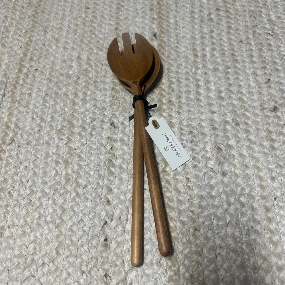 NEW Hearth & Hand Acacia Wood Salad Claws